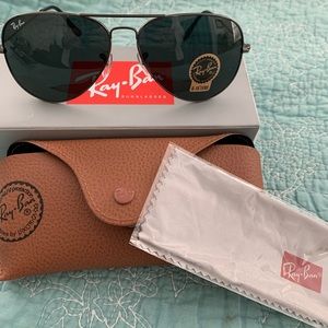 NIB Ray-Ban Aviators